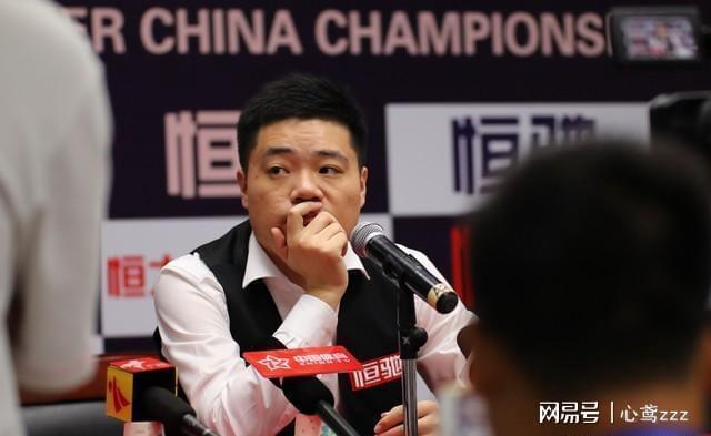 丁俊晖能否再现逆转神话？神童遇莽夫7-1惨败(图2)